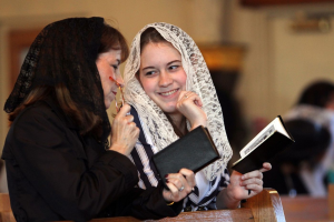 No es antisemitismo, es doctrina: ¿Por qué le “preocupan” las conversiones al catolicismo al Daily Wire?