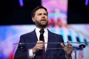 JD Vance afirma en una entrevista de podcast que los “extraterrestres” son en realidad demonios